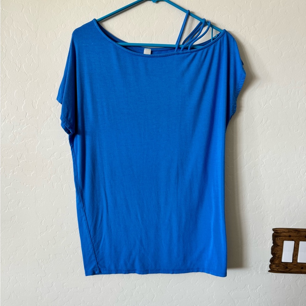 Off the shoulder Blue top